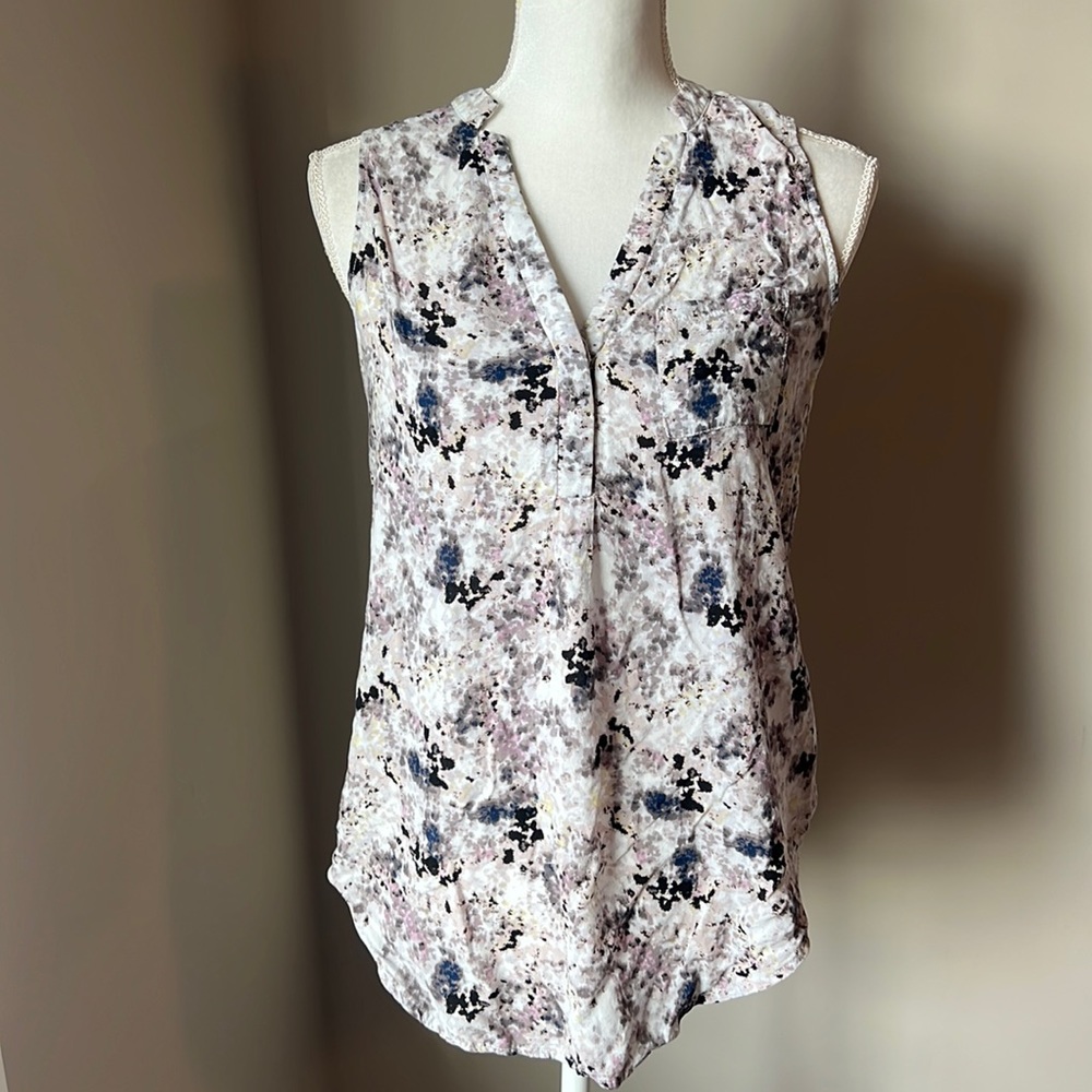 Kismet Sleeveless Blouse/Top